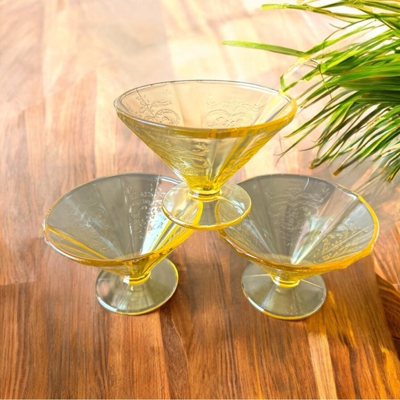 1930s Vintage Federal Glass Madrid Amber Depression Glass Sherbet Cups Set of 3 - Picture 2 of 15